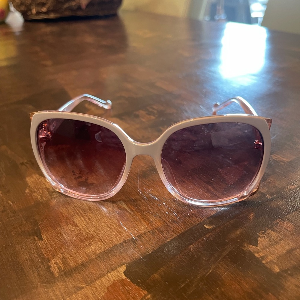 Jessica Simpson Sunglasses